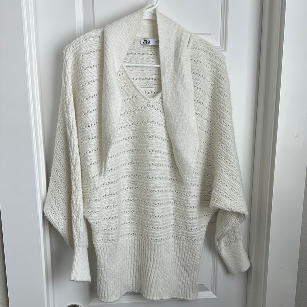Zara Women's Ivory/white Sweater